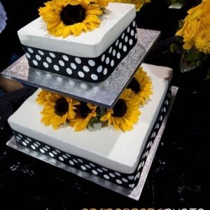 Meet your Posher, Dominique